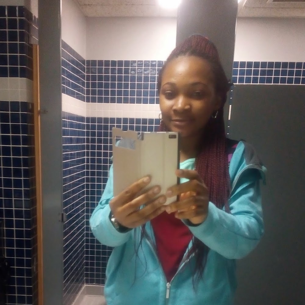 Meet your Posher, Glory